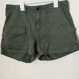 Time and Tru Olive Green Cargo Shorts